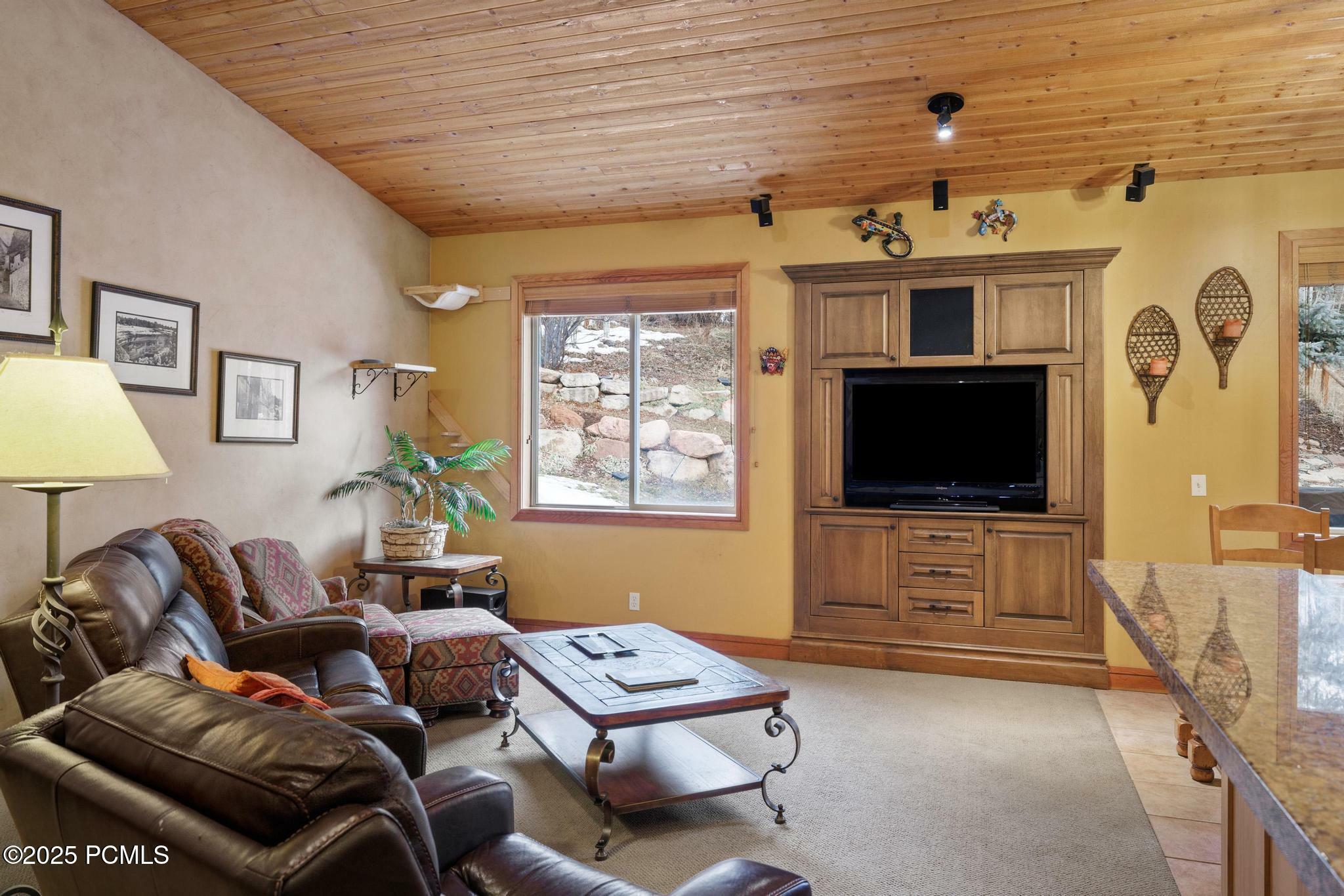 Property Photo:  4214 Sunrise Drive  UT 84098 