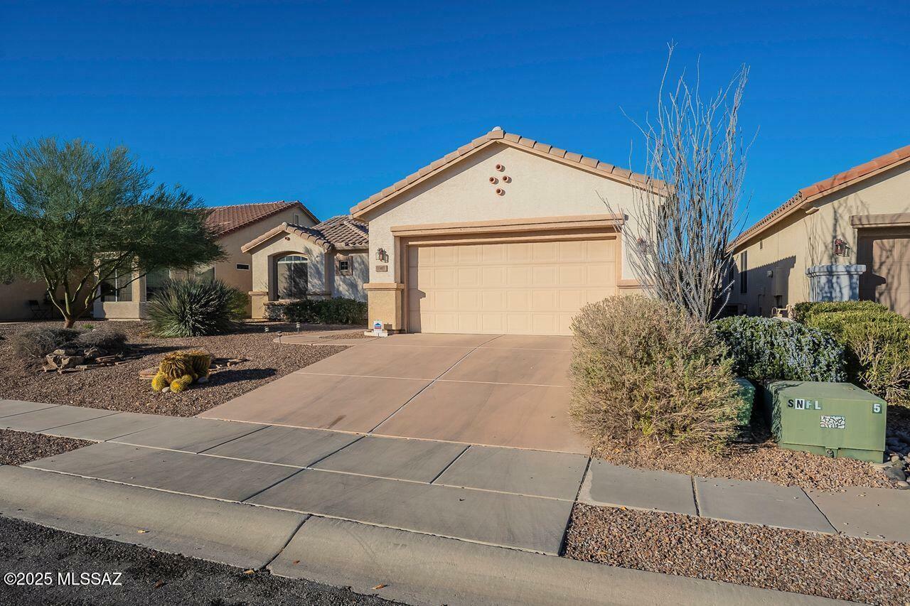 Property Photo:  9367 N Sombrero Canyon Drive  AZ 85743 