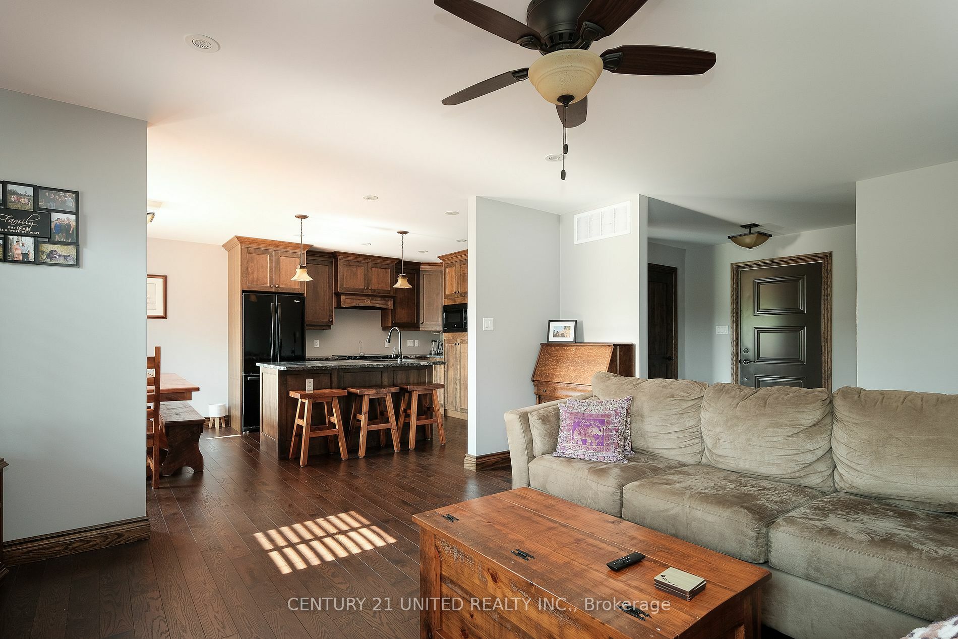 Property Photo:  1188 Connaught Dr  ON K0L 1T0 