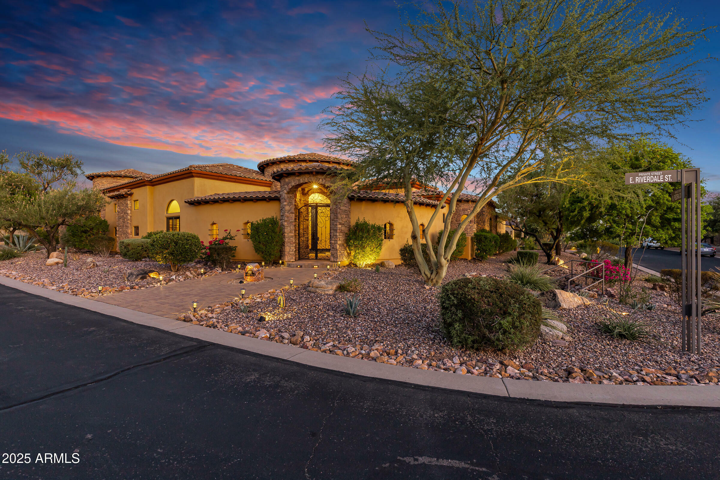 Property Photo:  3257 N Piedra Circle  AZ 85207 