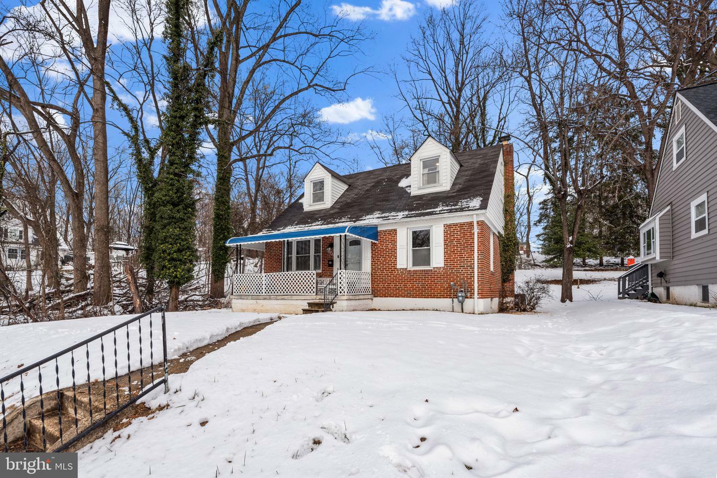 Property Photo:  5606 Wayne Avenue  MD 21207 