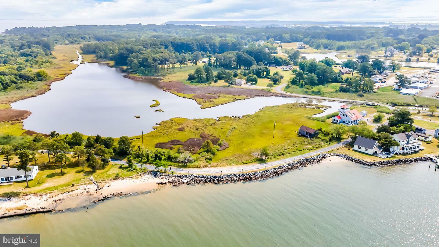 Property Photo: 10587 Harrison Point Road MD 21821