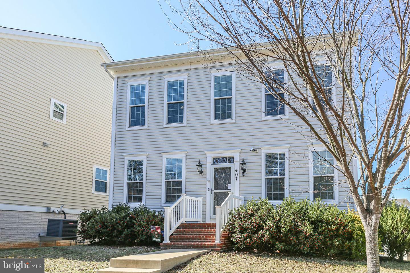 Property Photo: 407 Apricot Street VA 22554