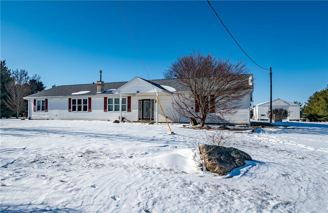 Property Photo:  2518 Cr 700E  IL 61937 