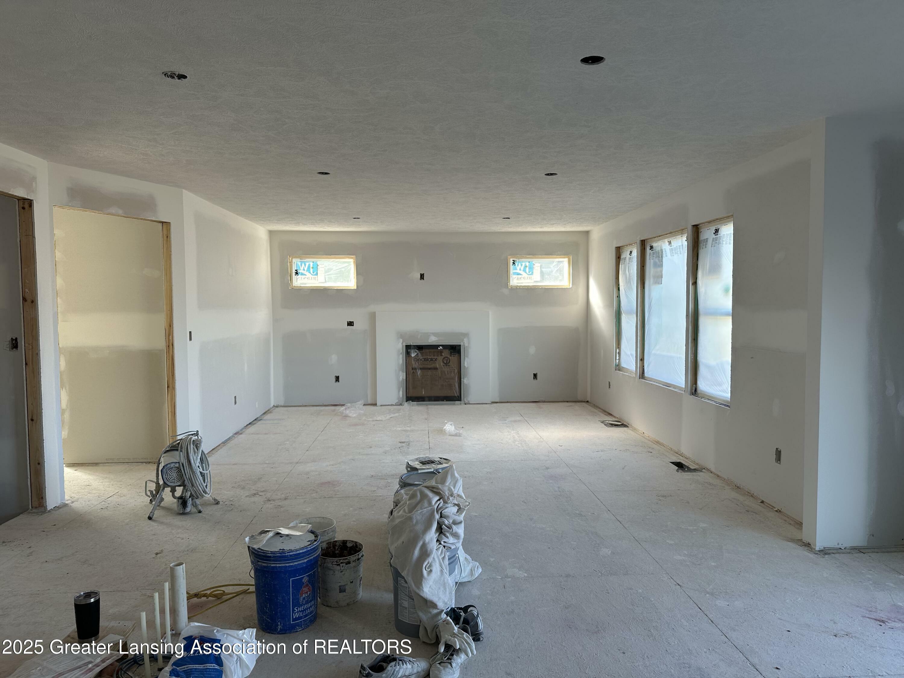 Property Photo:  11810 Kalamata Drive  MI 48820 