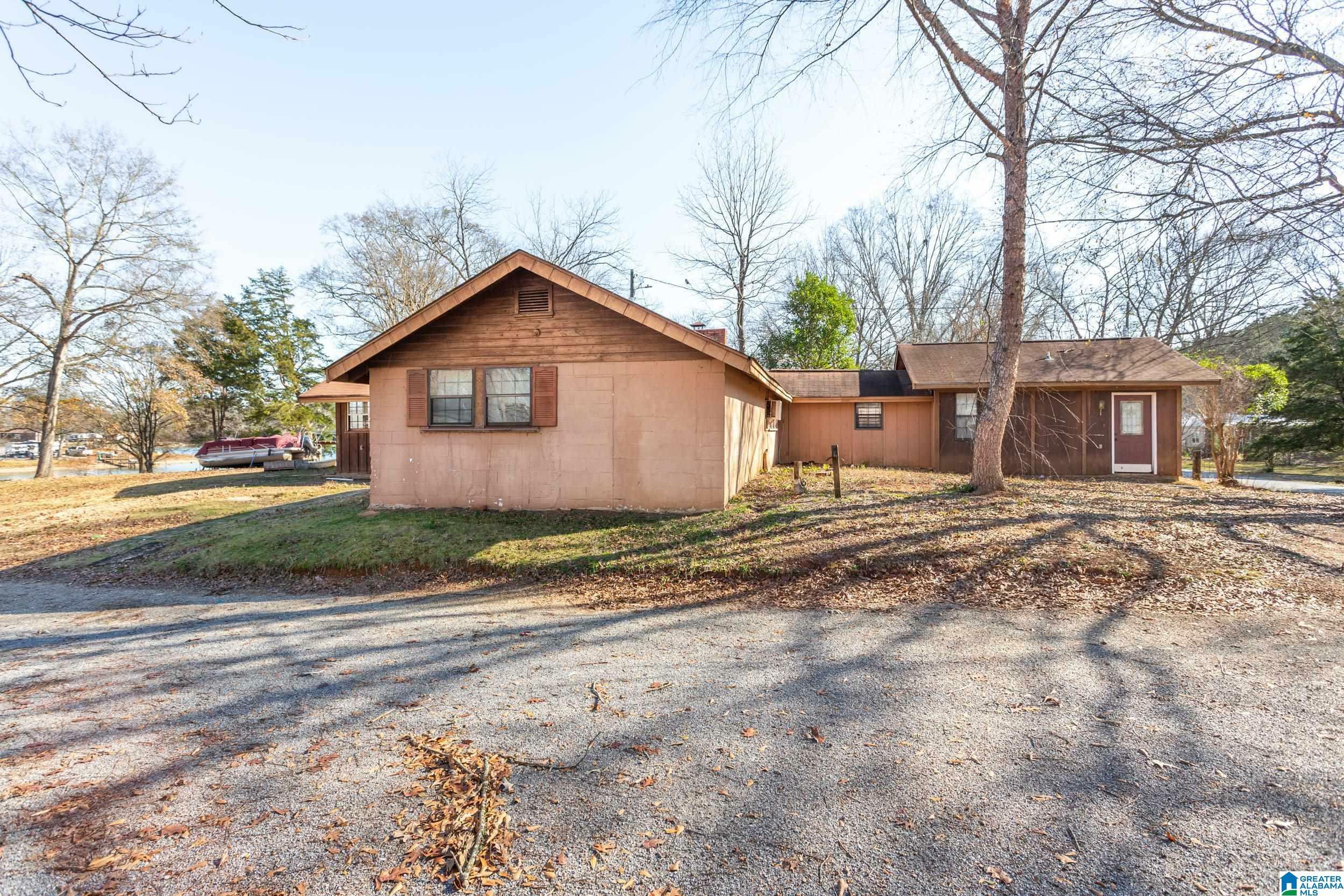 Property Photo:  216 Blue Eye Road  AL 35096 