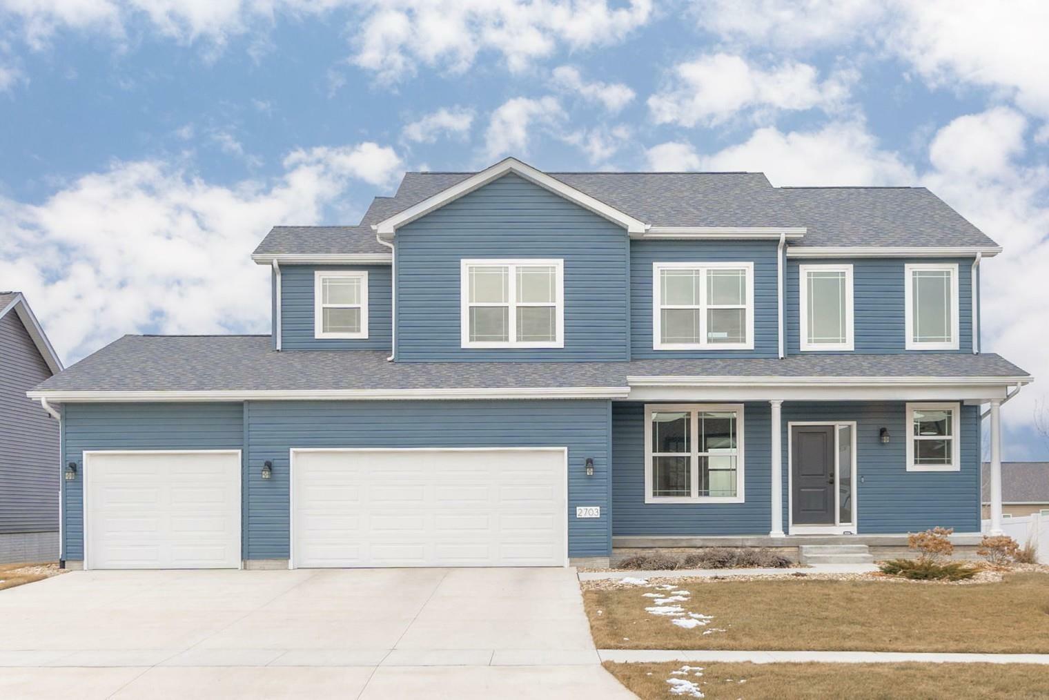 Property Photo:  2703 Maple Grove Drive  IA 50613 