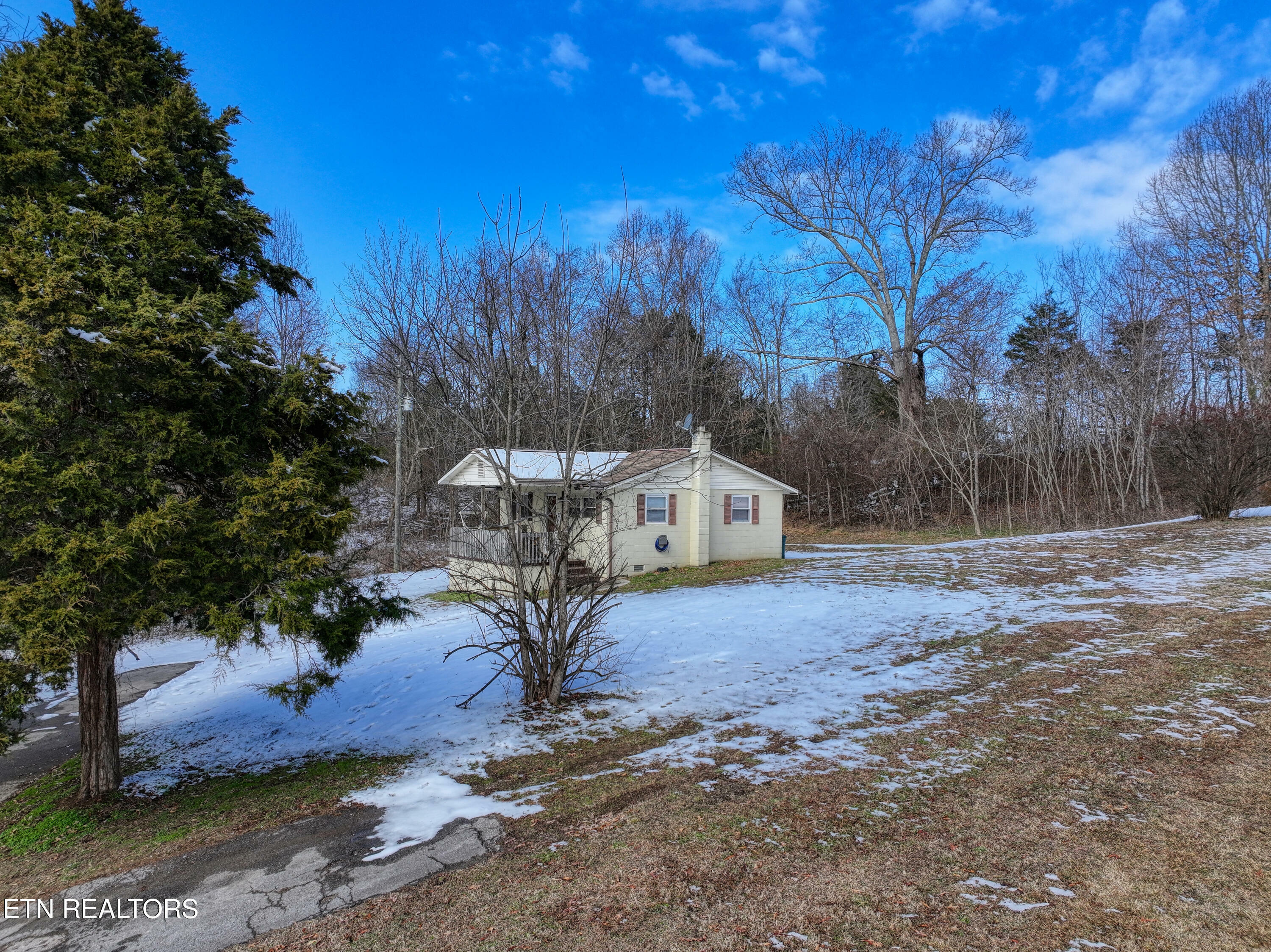 Property Photo:  9603 Cannon Ln Lane  TN 37871 