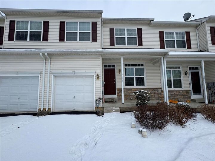 1011 King Way  Upper Macungie Twp PA 18031 photo