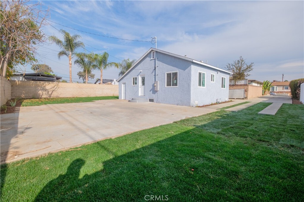 Property Photo:  11835 Colima Road  CA 90604 