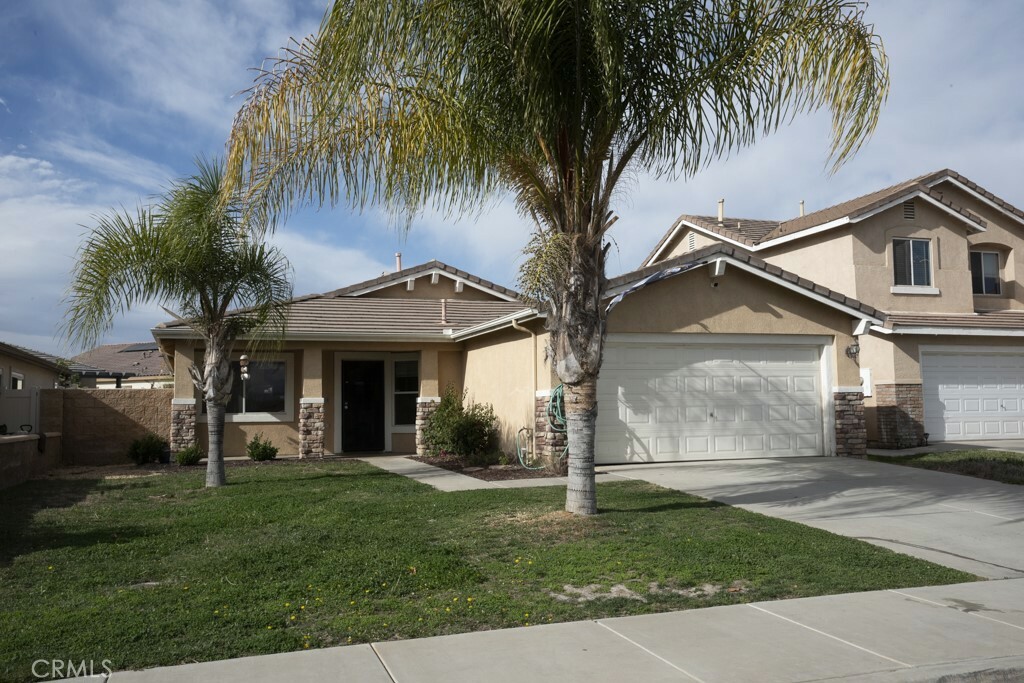 Property Photo:  30437 Pine Creek Drive  CA 92584 