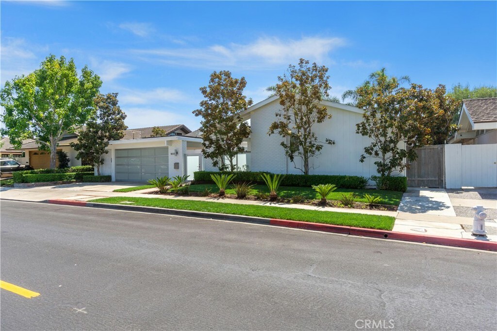 Property Photo:  1831 Seadrift Drive  CA 92625 