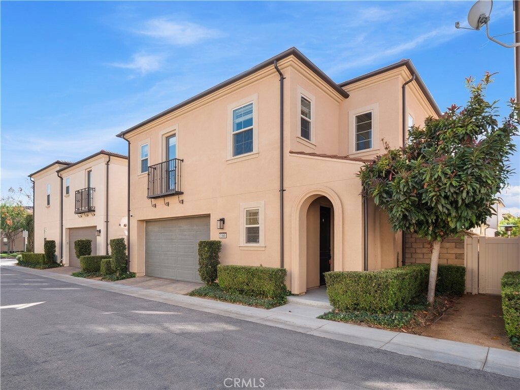 Property Photo:  21869 Propello Drive  CA 91350 