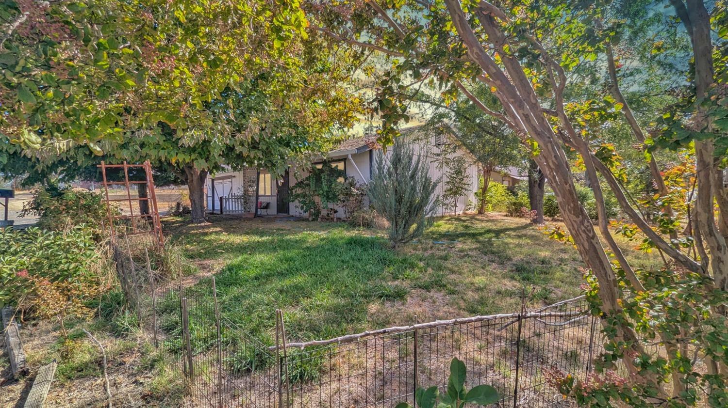 Property Photo:  138 E Daphne Street  CA 95252 