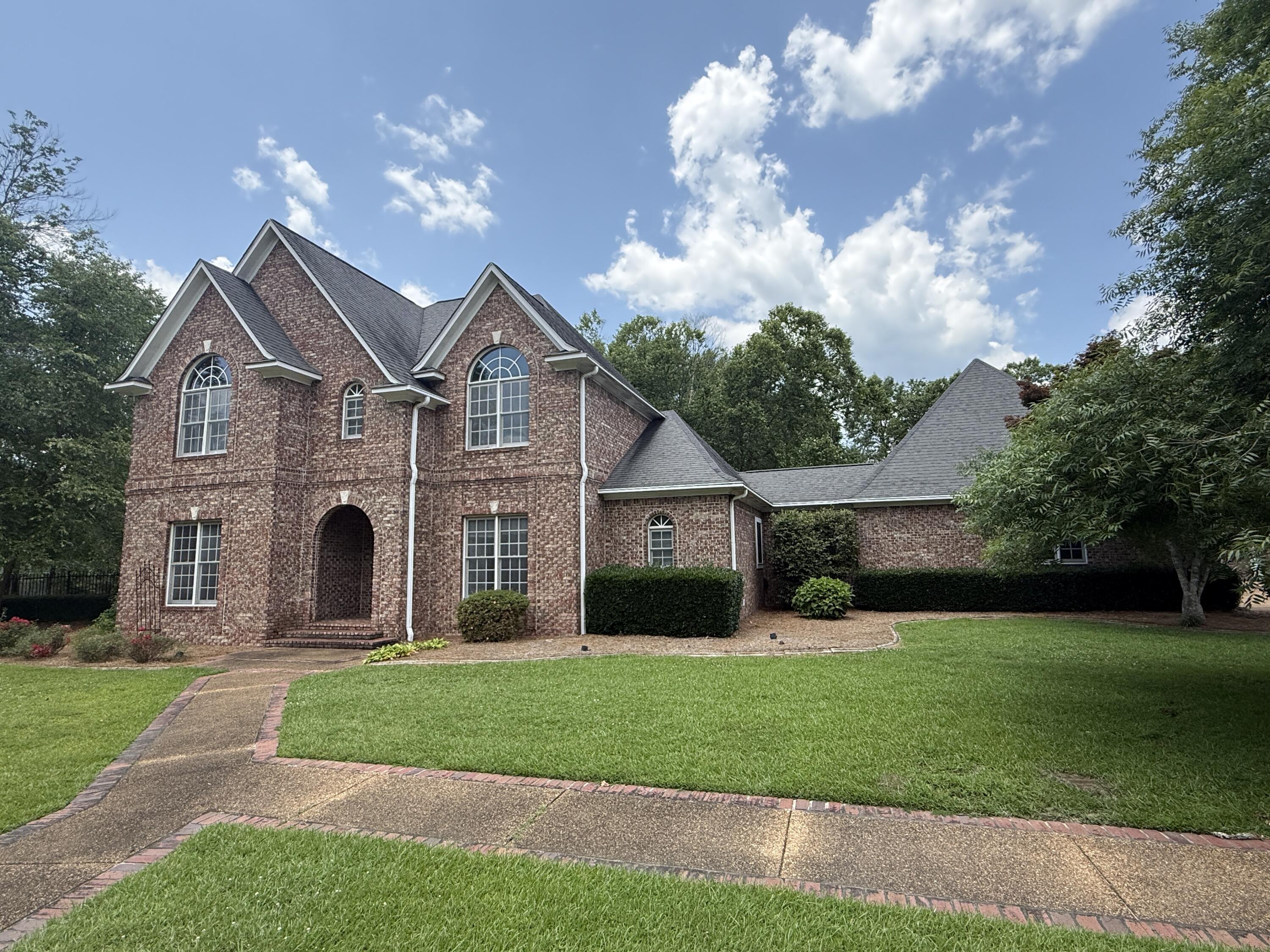 Property Photo: 1587 Larkspur Cr. MS 38801