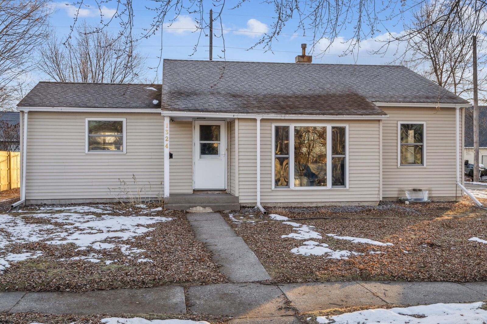 Property Photo: 1324 Chandler Avenue N MN 55336