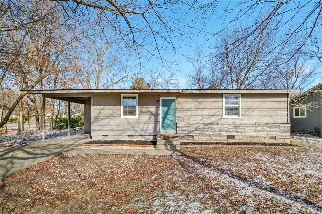 Property Photo:  205 Harold Street  AR 72703 