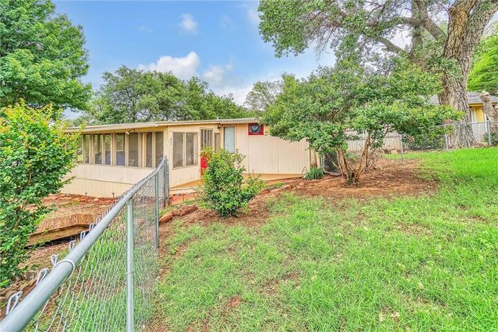 Property Photo: 20746 E 1460 Road 57 OK 73655