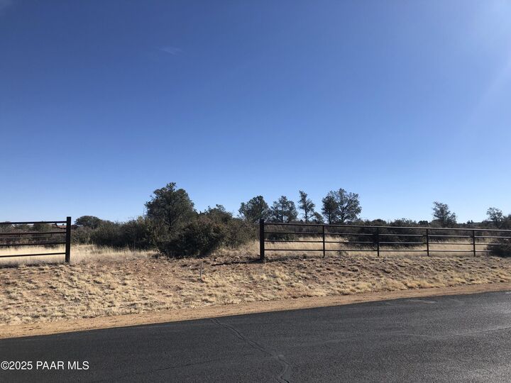 9565 N Equine Road  Prescott AZ 86305 photo