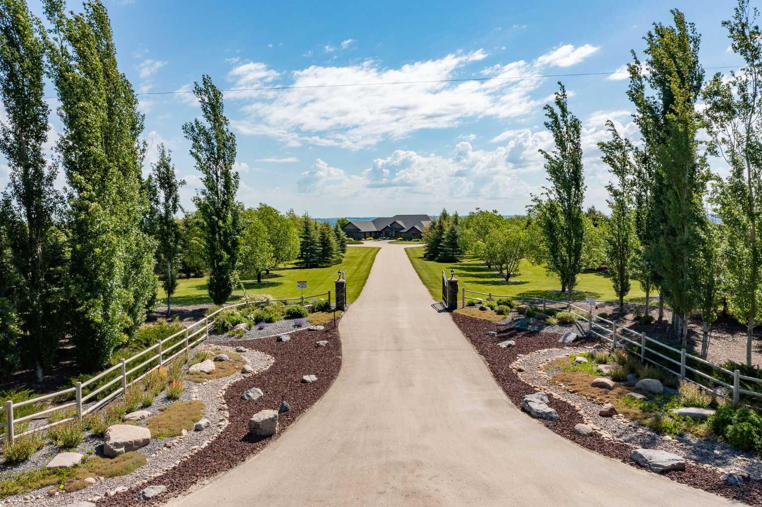 Photo de la propriété: 38423 Range Road 282 AB T4N 5E1