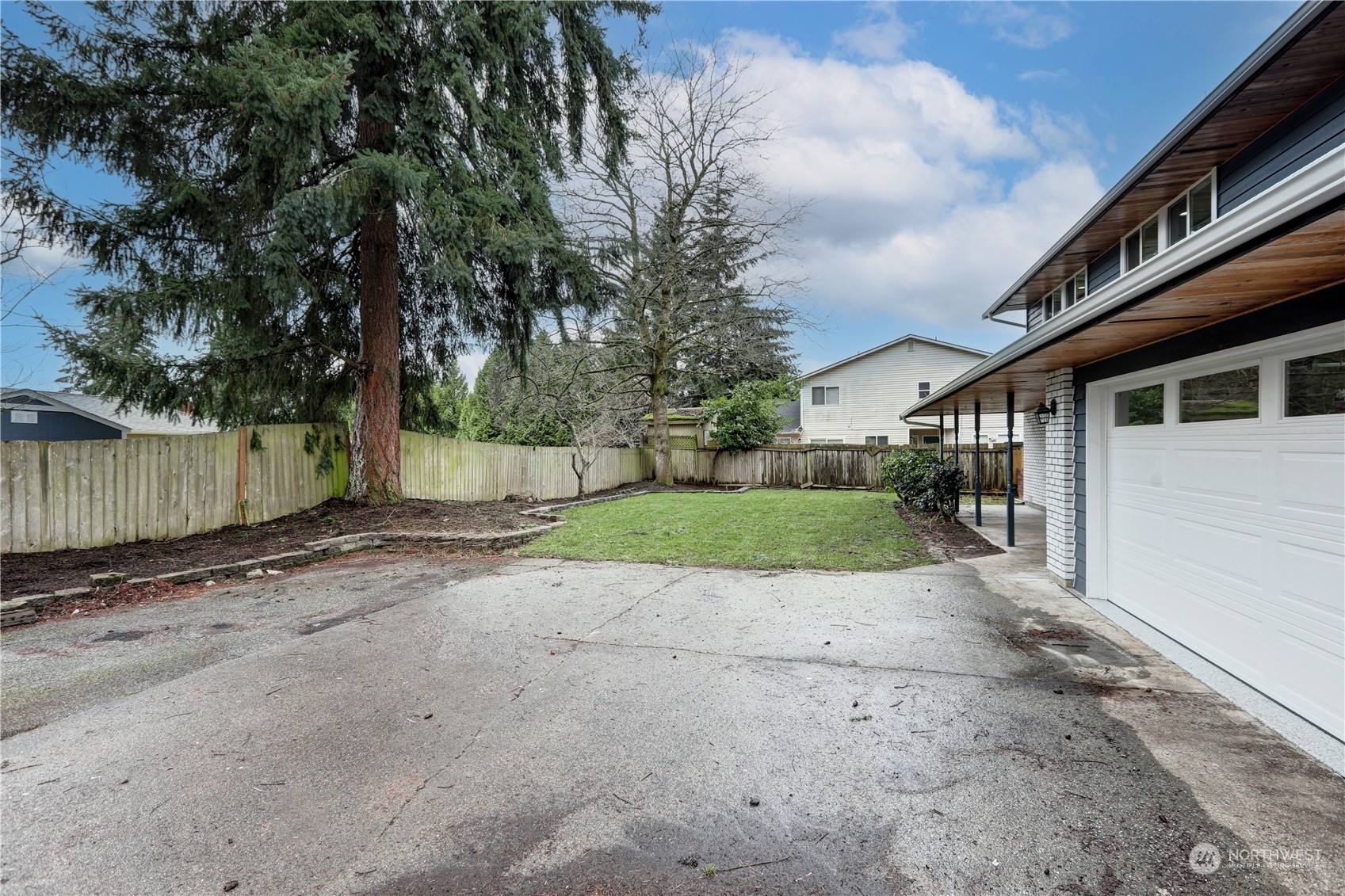 Property Photo:  10502  21st Avenue SE  WA 98208 