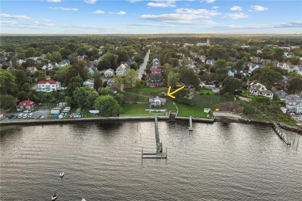 Property Photo: 1286 Narragansett Boulevard RI 02905