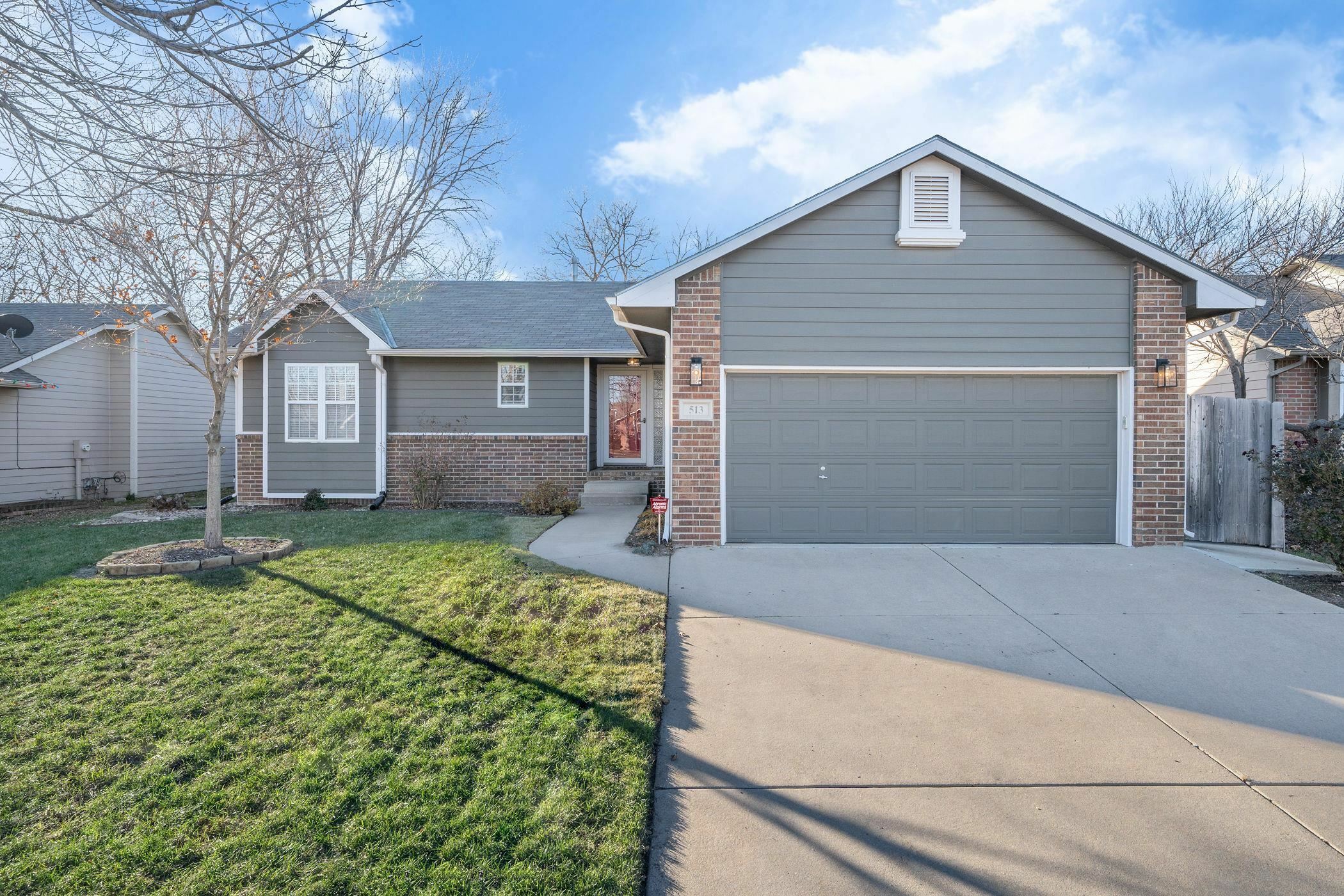 Property Photo:  513 S Wheatland St  KS 67235 