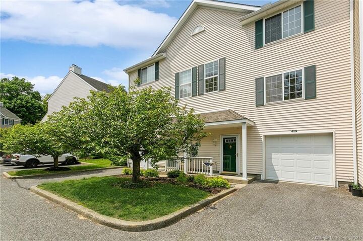 14 South Street 58  Danbury CT 06810 photo