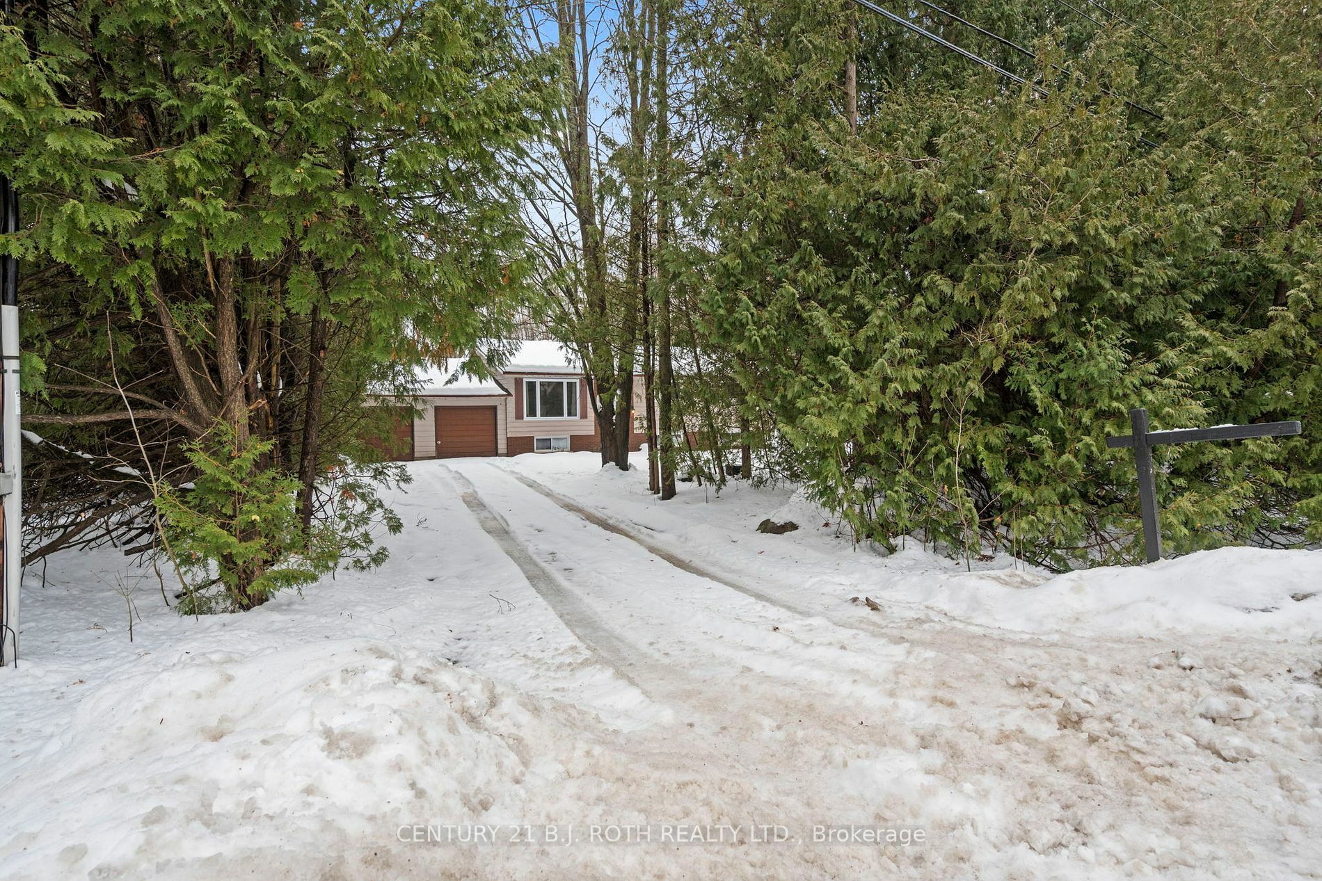 Property Photo:  1725 Mt St Louis Rd E  ON L0K 1E0 