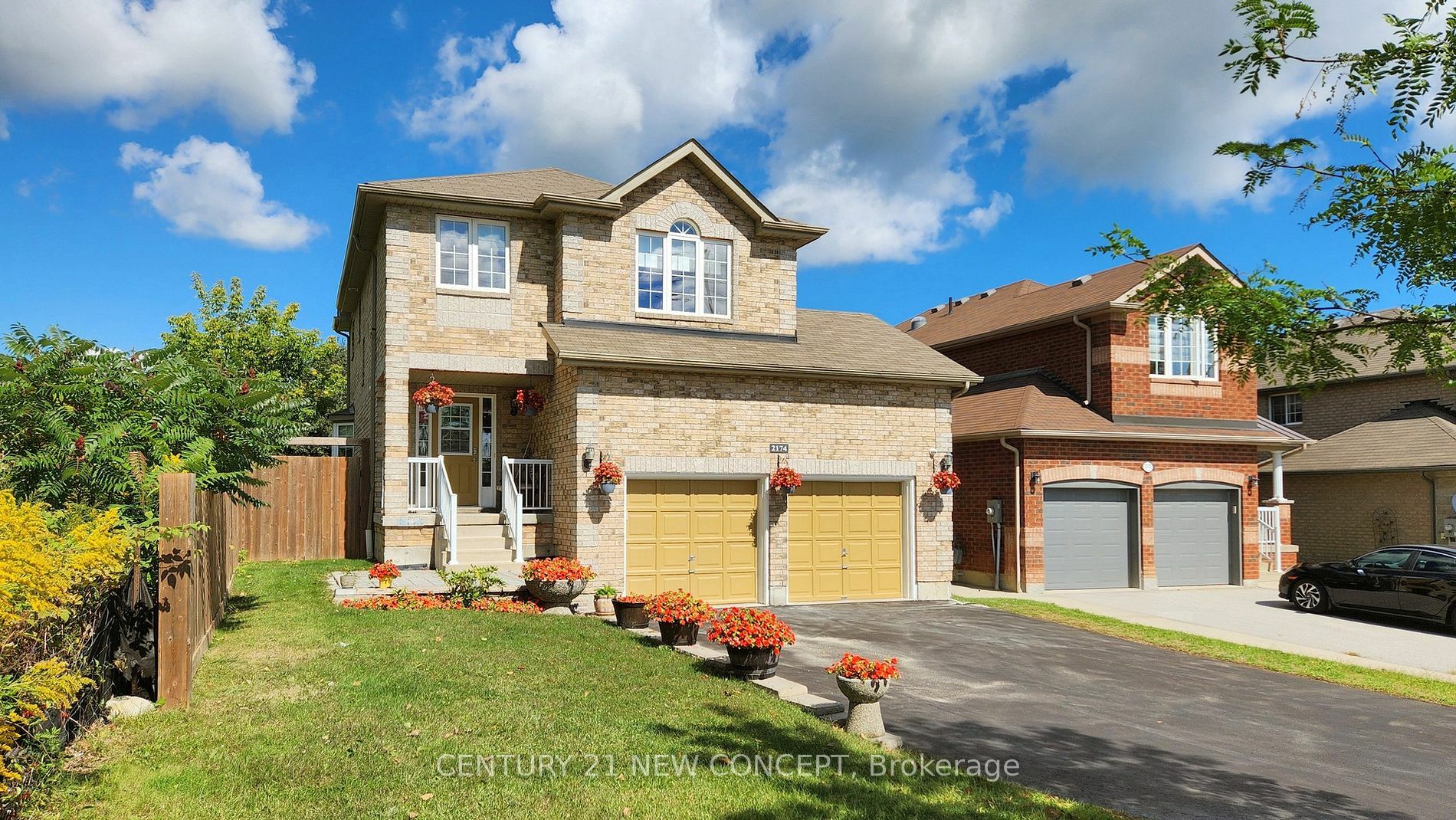 Property Photo:  2174 Taggart Crt  ON L9S 0C4 