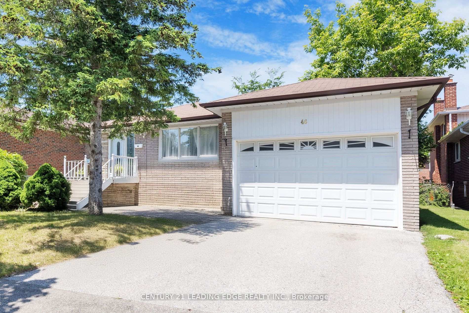 Property Photo: 46 Budworth Drive ON M1E 3H9
