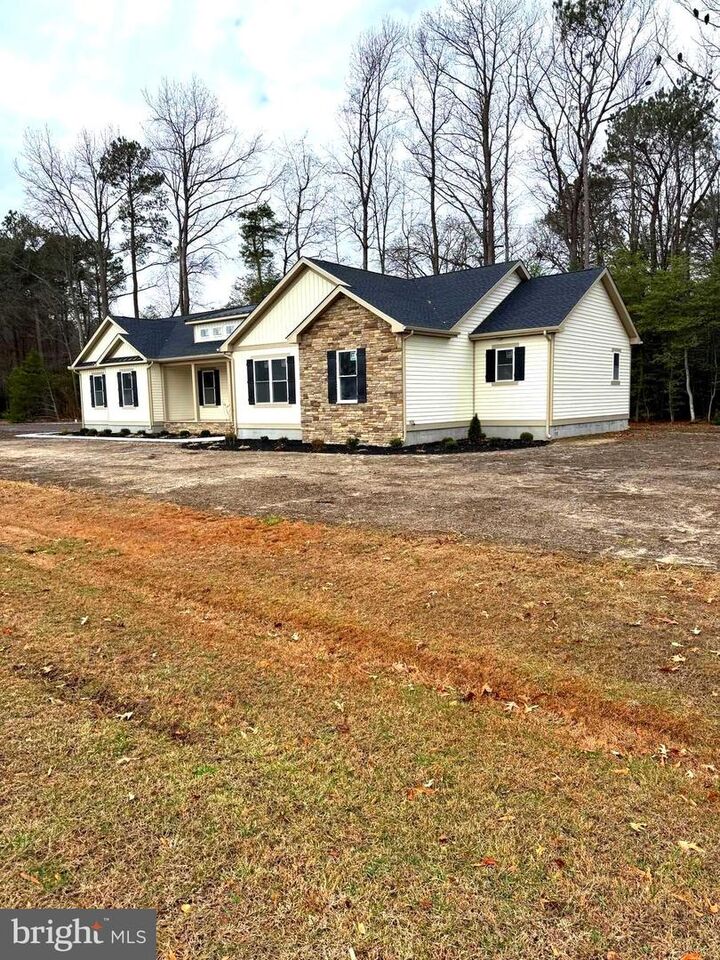 Property Photo:  22250 Hollyview Court  DE 19933 