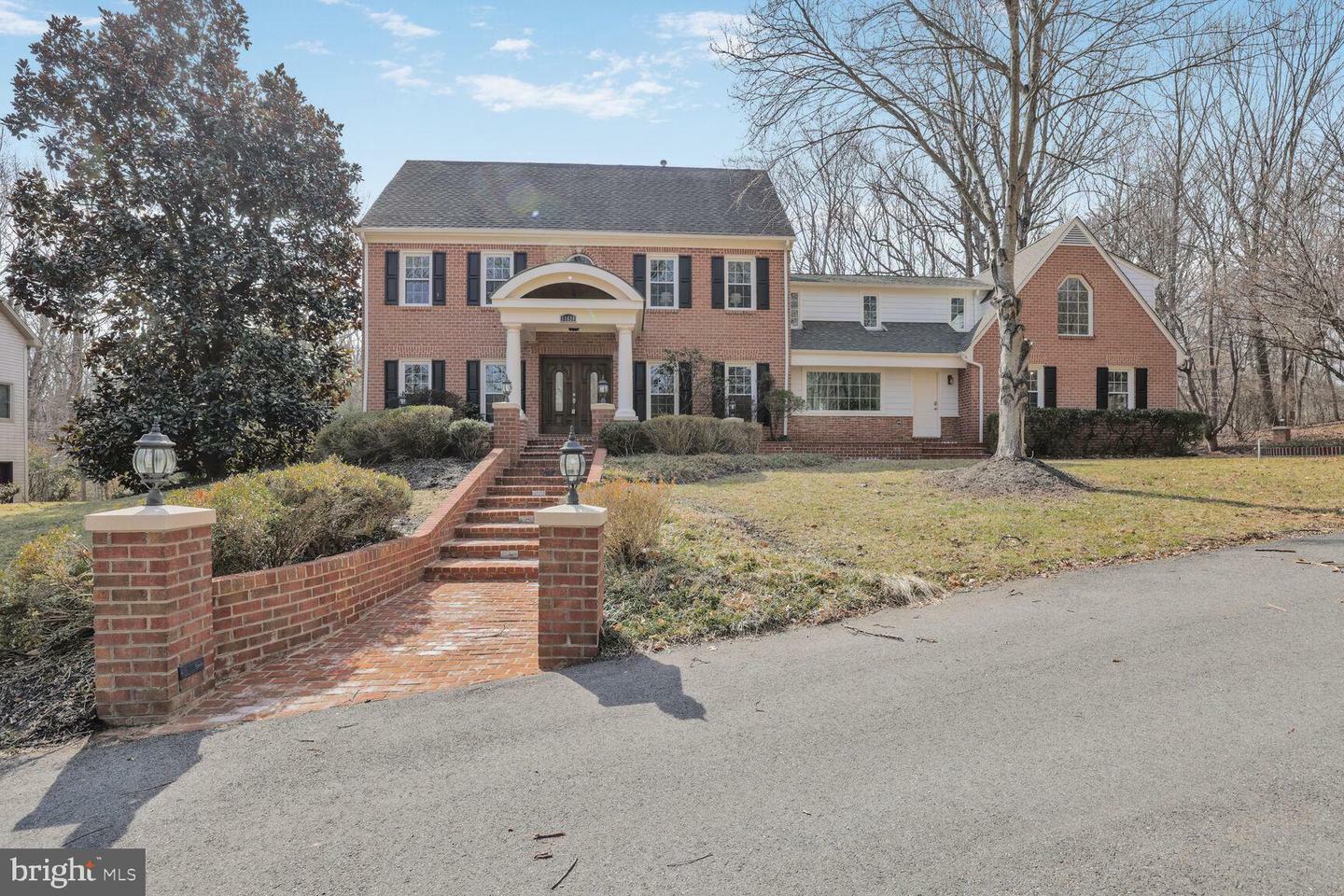 Property Photo: 11620 Piney Spring Lane MD 20854