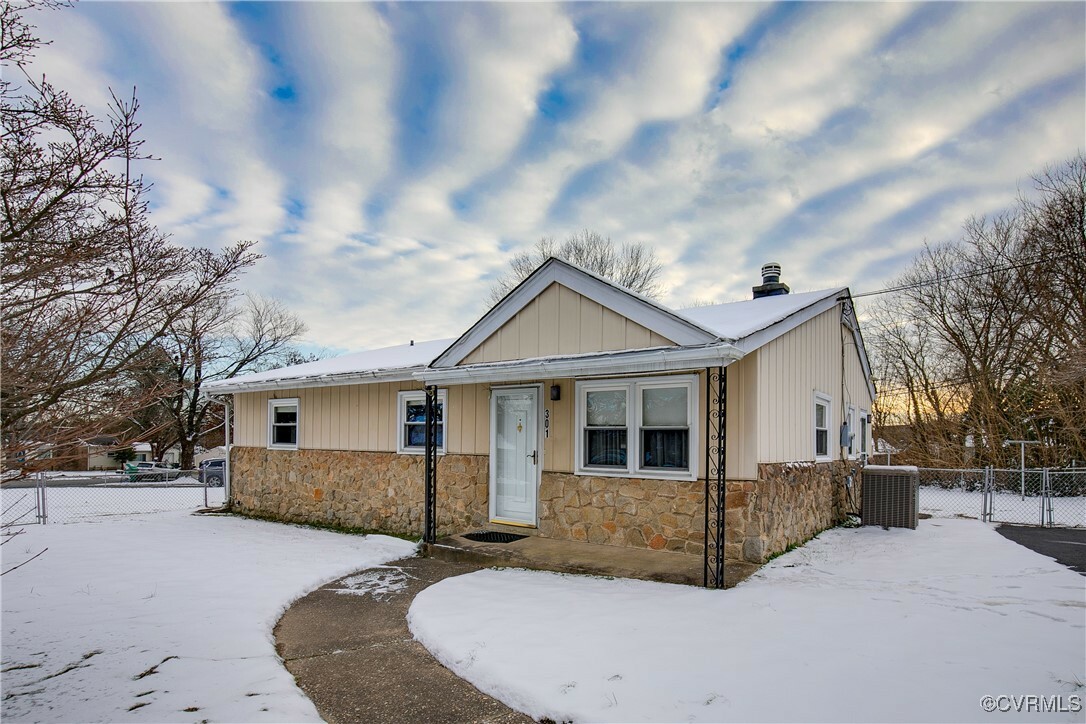 Property Photo: 301 Damascus Drive VA 23227