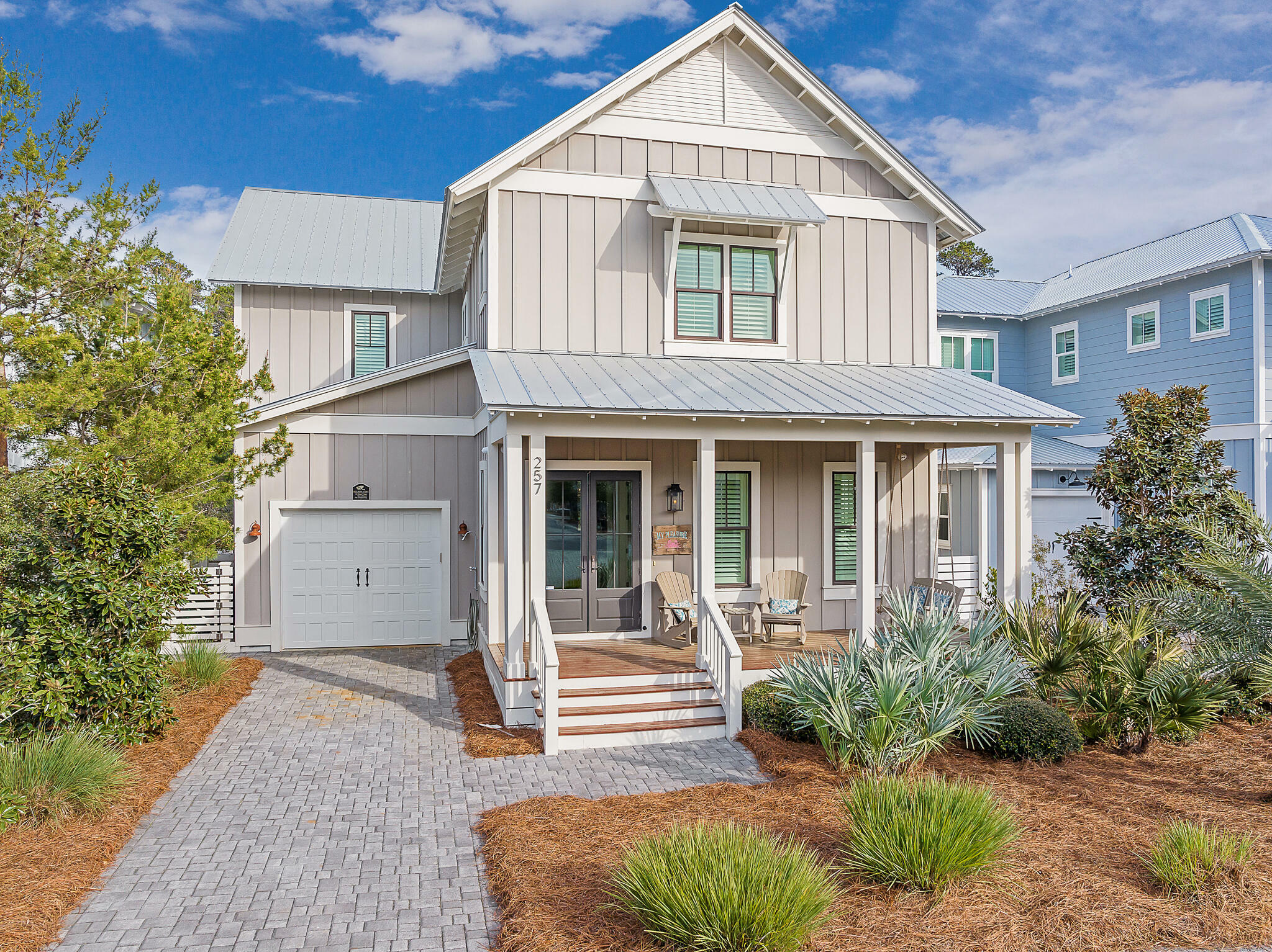 Property Photo: 257 Matts Way FL 32459