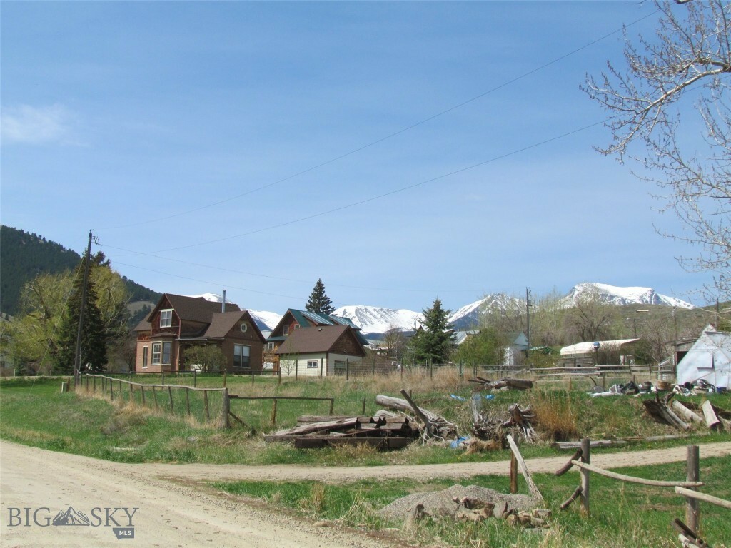 Property Photo:  209 N Reel  MT 59747 