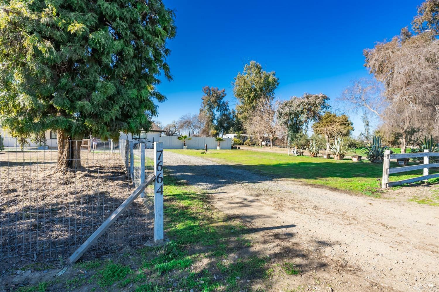 Property Photo:  7664 20 1/2 Avenue  CA 93245 