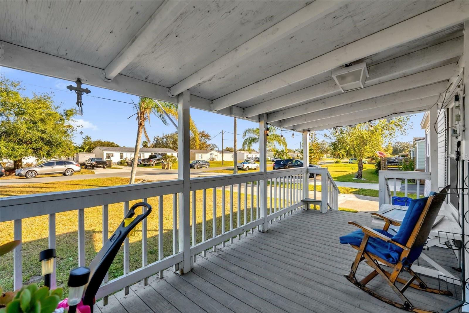 Property Photo:  3701 Silver Lake Drive  FL 34744 