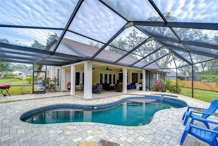 Property Photo: 807 Belle Timbre Avenue FL 33511
