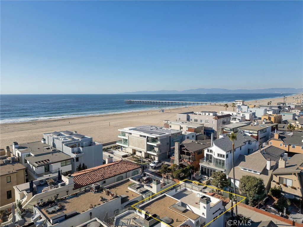 Property Photo: 32 8th Street CA 90254