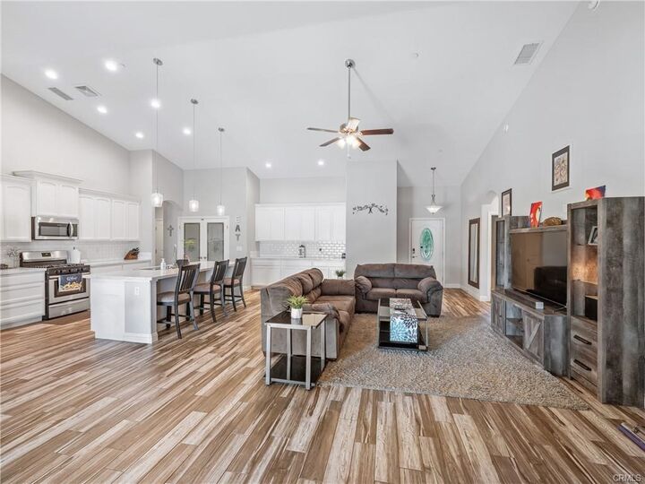 Property Photo:  9885 Calvary Court  CA 92392 