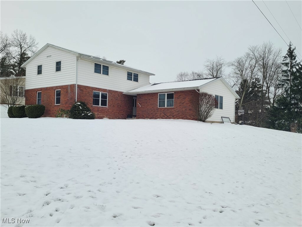 520 Military Road  Zanesville OH 43701 photo