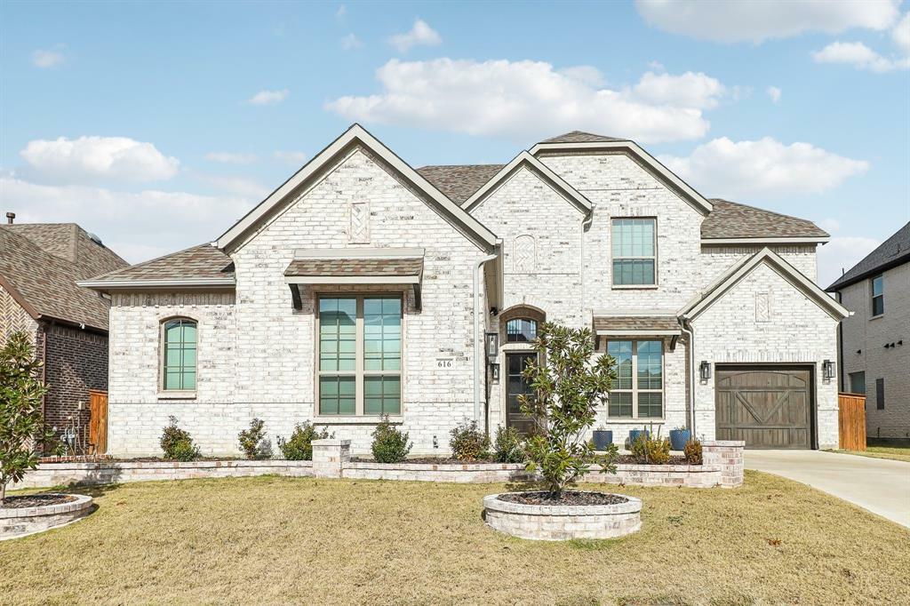 Property Photo:  616 Windy Ridge Lane  TX 75087 