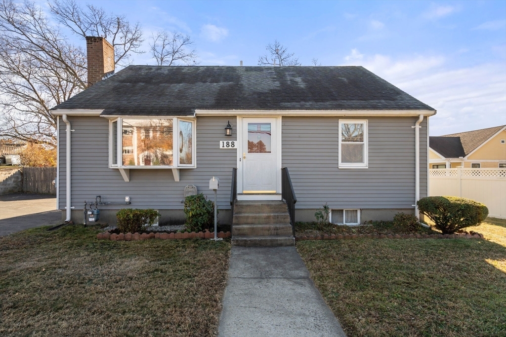 Property Photo:  188 Lexington 188  MA 02466 