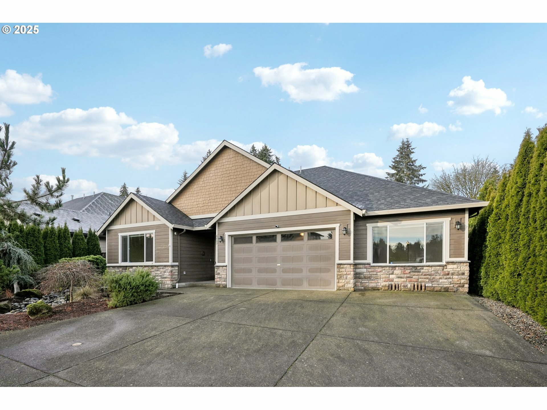 Property Photo:  6803 NE 69th Cir  WA 98661 