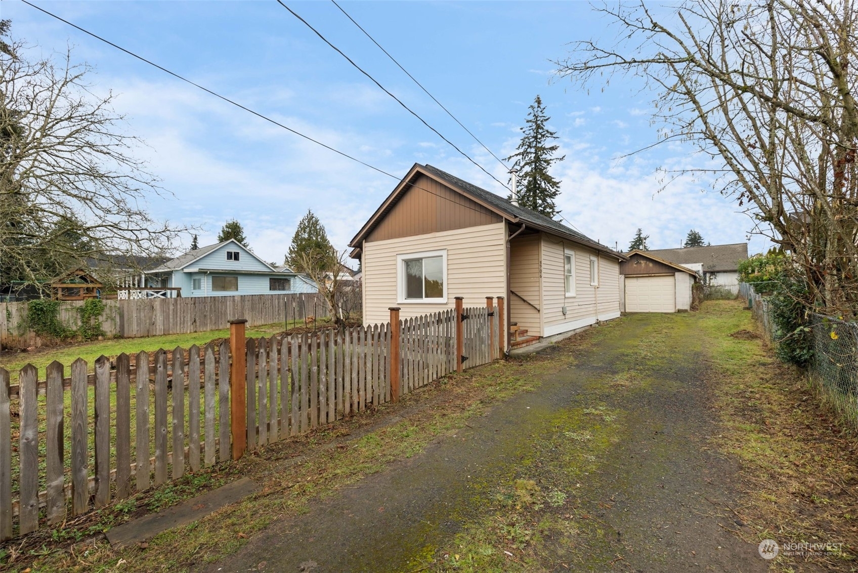 Property Photo:  3706 W C Street  WA 98312 