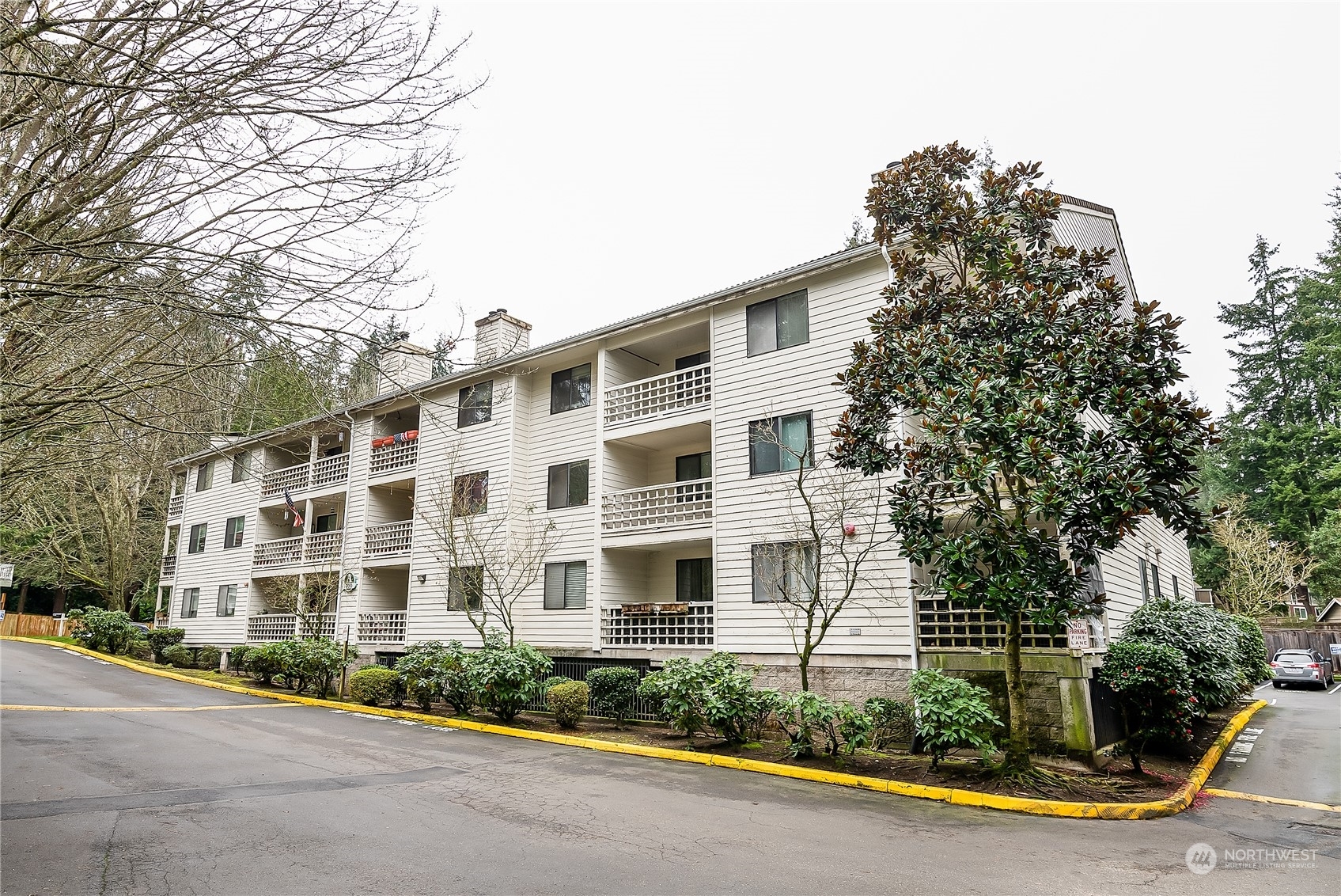 Property Photo:  700 N 160th Street A206  WA 98133 