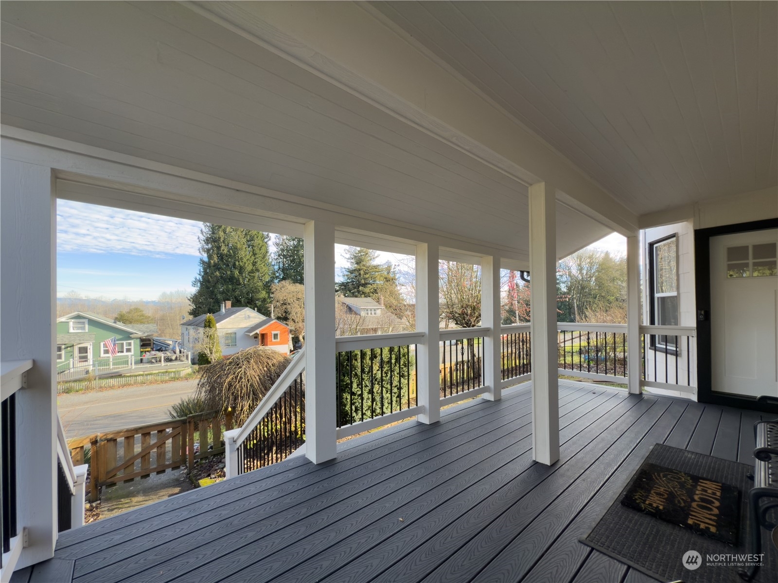 Property Photo:  4810  S 3rd Ave  WA 98203 