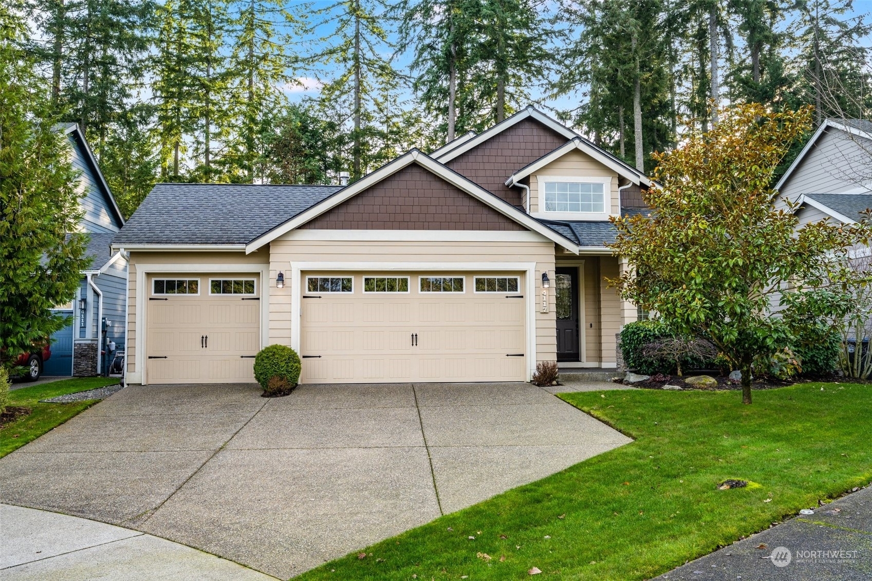 Property Photo:  4117  Capri Court NE  WA 98516 