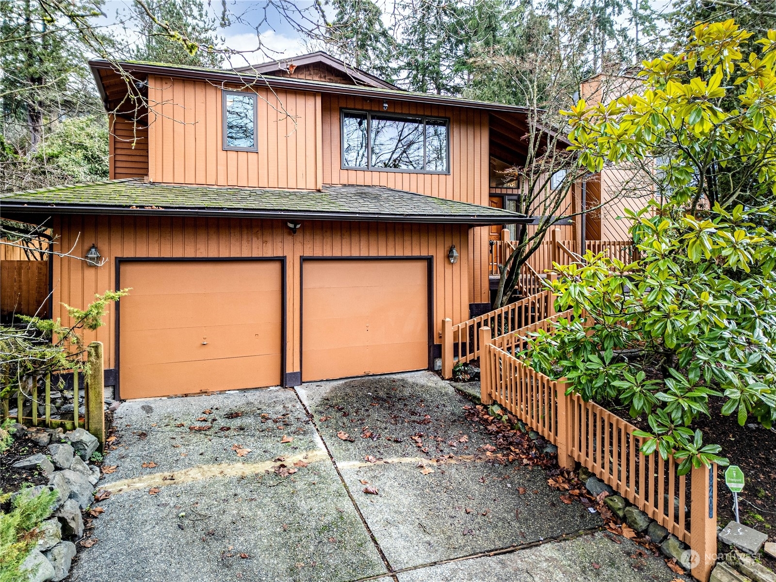 Property Photo:  18209  71st Avenue W  WA 98037 